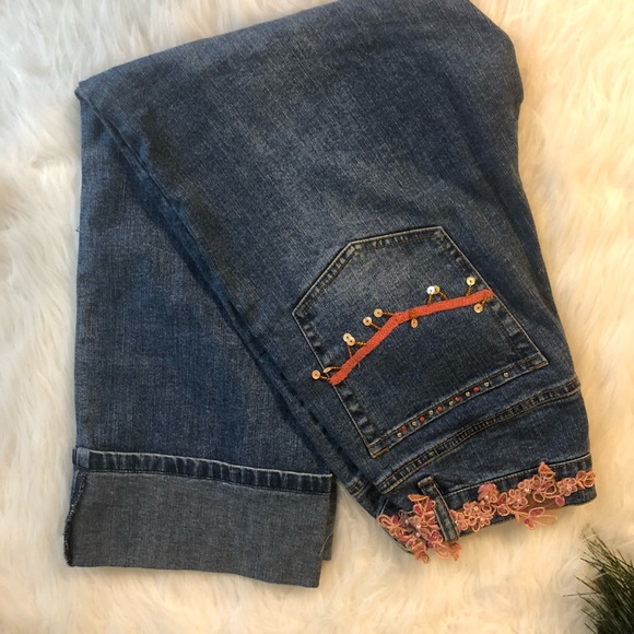 The Denim Tailor embellished jean crops size 2 - Picture 6 of 8